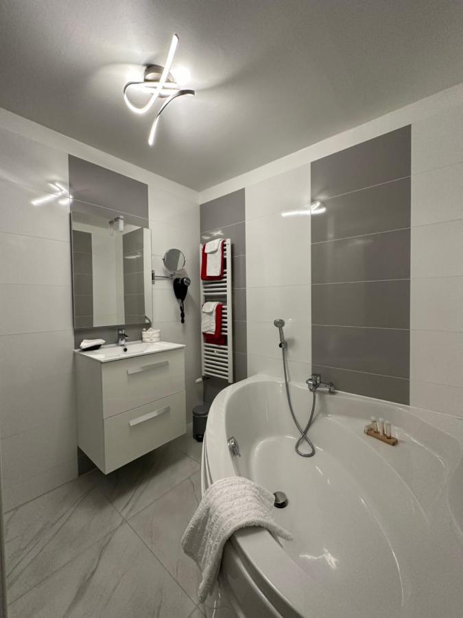 Le Saint-yves Hotel 3*